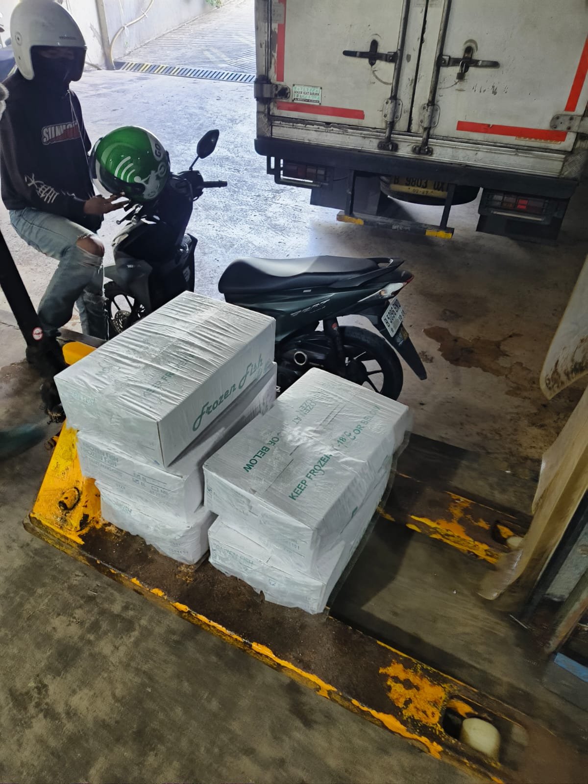 Beli sayap ayam karkas frozen jumlah besar harga grosir Jabodetabek
